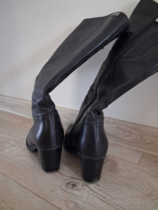 Kozaki damskie Lasocki ze skóry,  rozm. 38, sran bardzo dobry