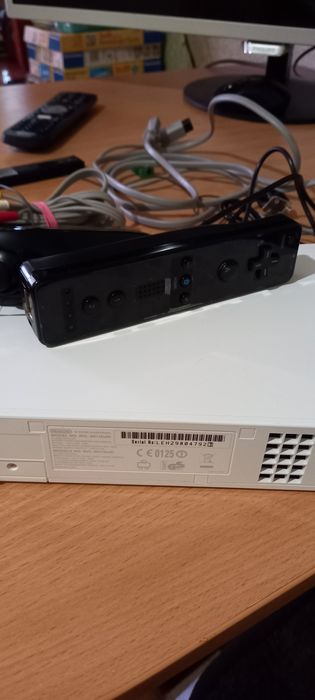 Игровая приставка Nintendo WII