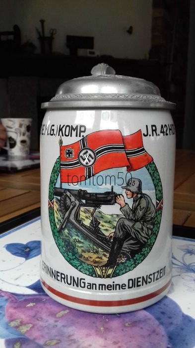 Kufel niemiecki z MG 8 .