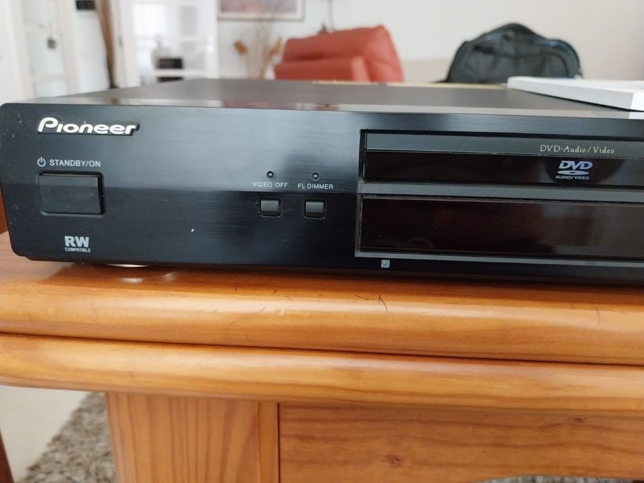 Leitor Pioneer DVD/SACD