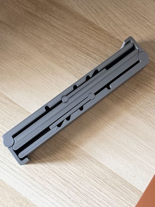 Suporte de Notebook — Leve, Prático e Portátil