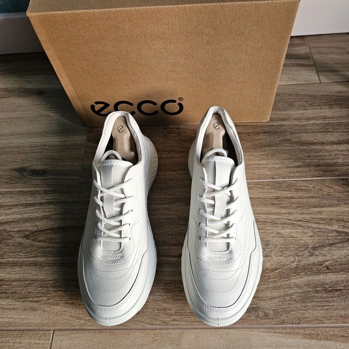 Ecco sneakersy damskie białe skórzane  39 25cm