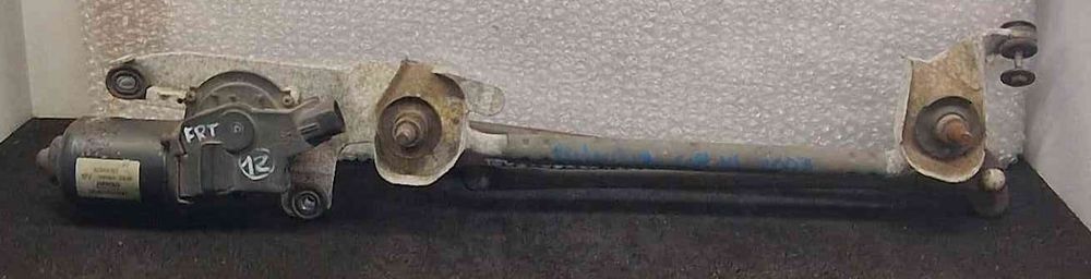Motor Limpa Vidros Frente 8250A153 - MITSUBISHI COLT VI