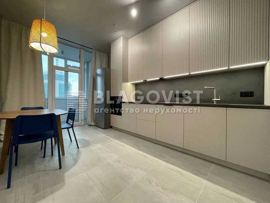 Продам 1к квартира ЖК Manhattan city Берестейський проспект ЦЕНТР КПІ