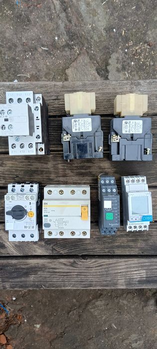 Модульний контактор АВВ