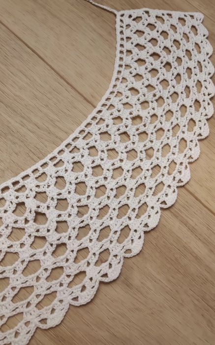 Biały kołnierzyk handmade