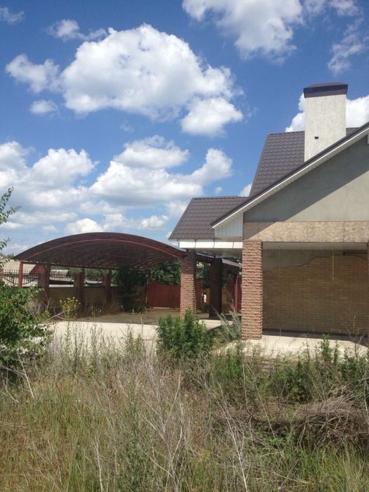 Продам дом в Орловщине . Хозяин. 24 сотки