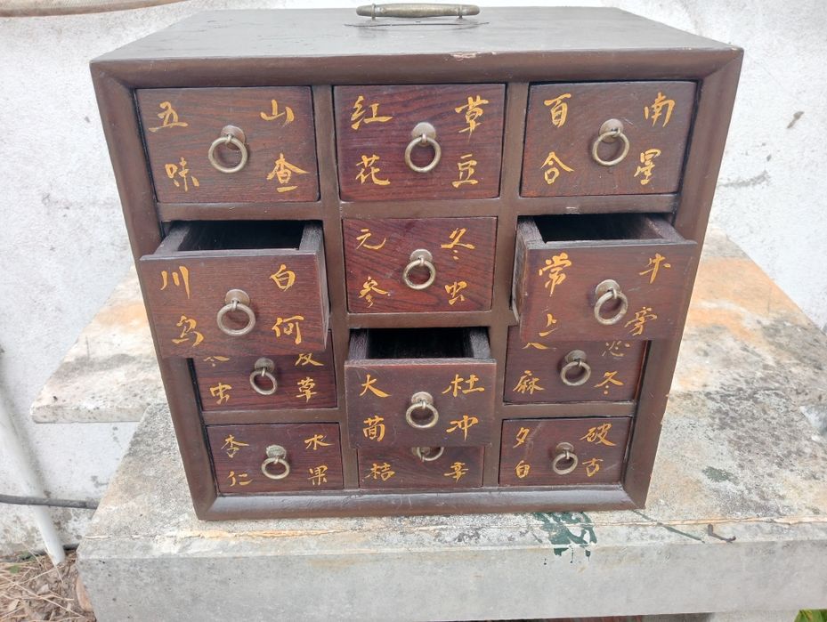 Artigos domésticos vários