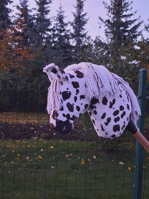 AV Peregrine hobby horse