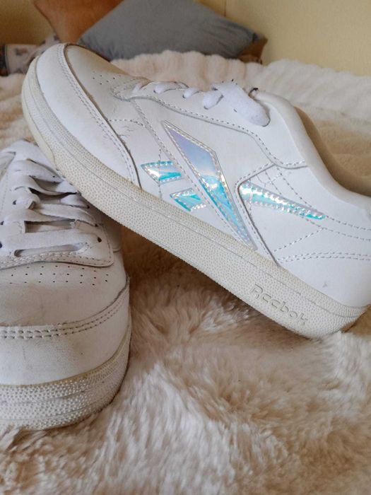 Sapatilha Reebok - branco - calça 35