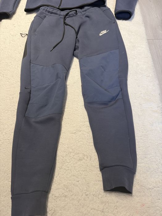 nike tech flece w bardzo dobrym stanie jest zemna 2 miesiace