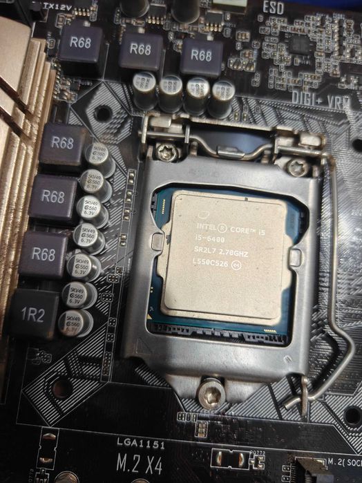 Płyta główna Asus H170M-PLUS z procesorem Intel core i5 6400 2.70GHZ