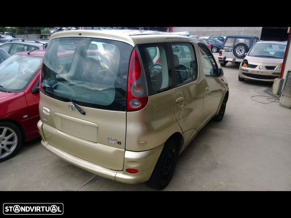 Traseira/Frente/Interior Toyota Yaris Verso