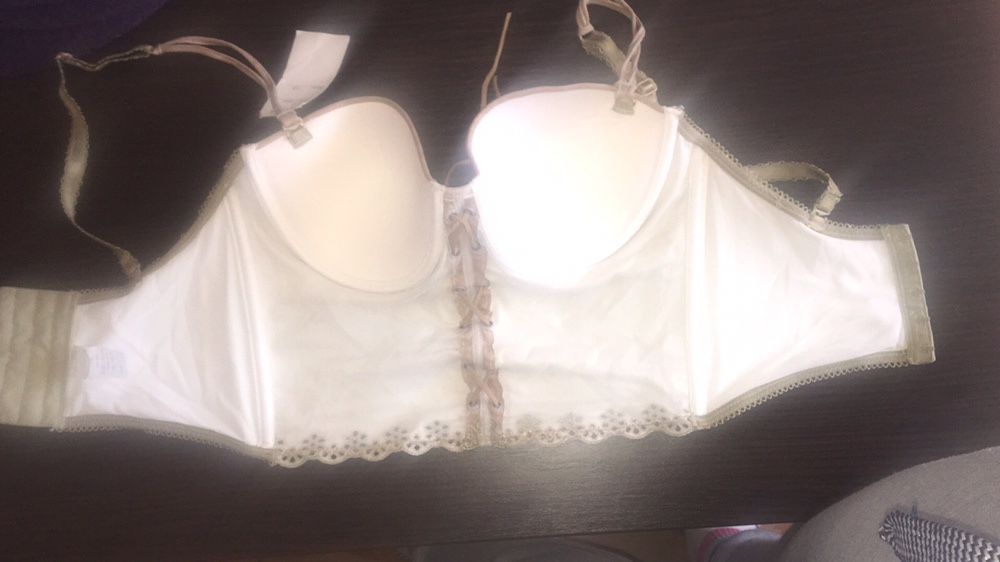 Бюстгалтер