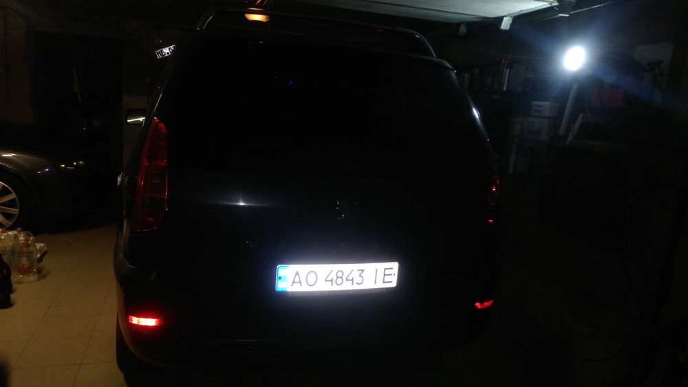 Peugeot 807 2.2hdi 136 л.с. 2004