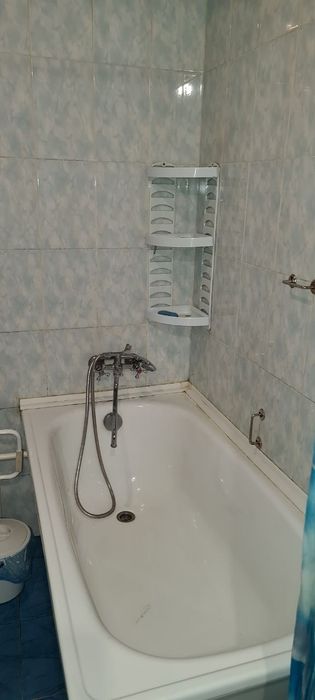 Продам будинок .Квартира на землі.