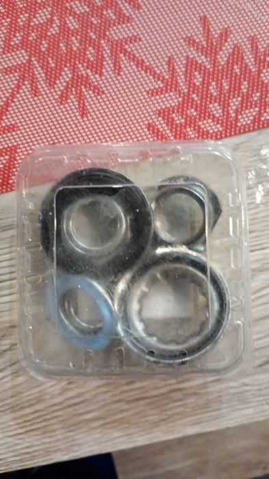 Sprzedaję biało czarnego BMX cena do negocjacji