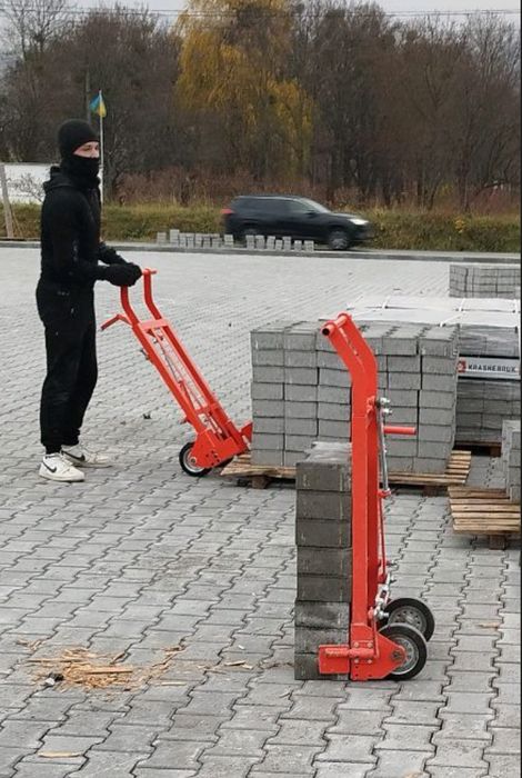 Грант на Міні навантажувач погрущик brukkov Ukraina