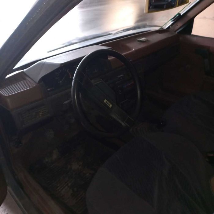 Автомобіль Москвич 2141