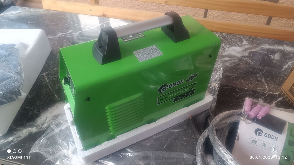 Аргонодуговий зварювальний апарат Edon Eco Pulsetig-200 AC/DC