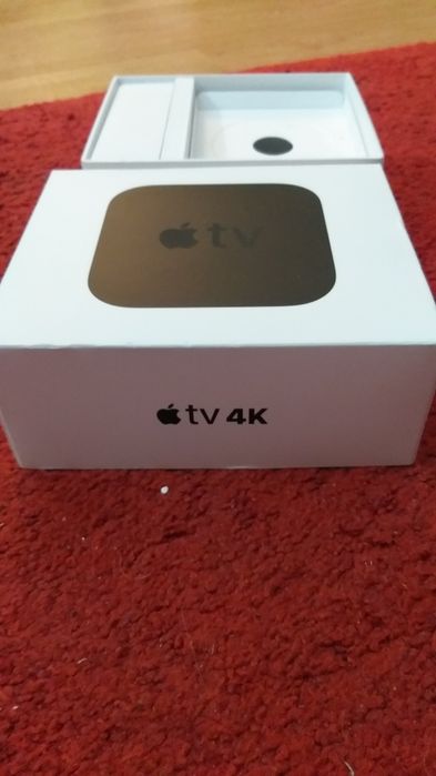 Caixa- iphone 14 pro e Apple TV 4k