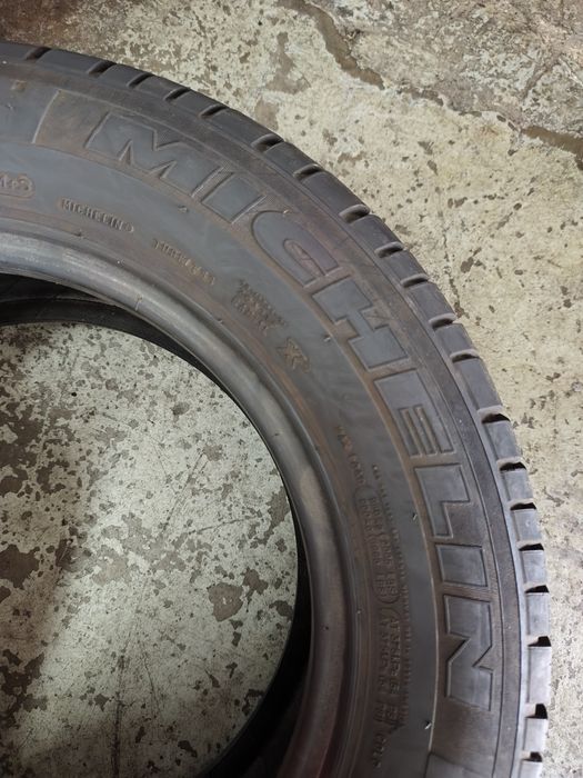 Pneus 215/65r16c 106/104T Michelin Agilis 51 com 85% piso