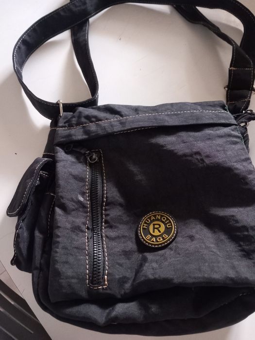 Malas usadas mas em muito boas condições