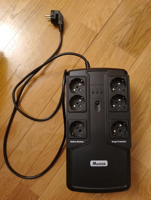 ИБП Mustek PM 800