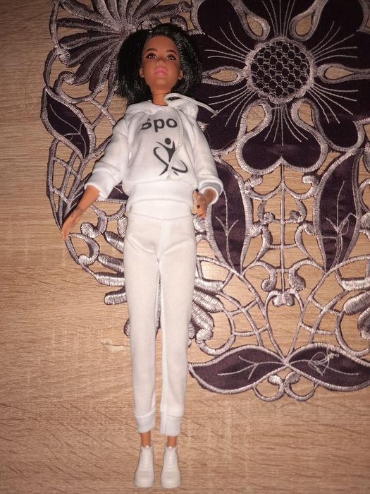 Lalka Barbie Mattel na sportowo