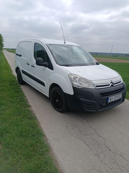 Citroën Berlingo  1.6HDI 90km z 2016r VAT-1 Faktura VAT