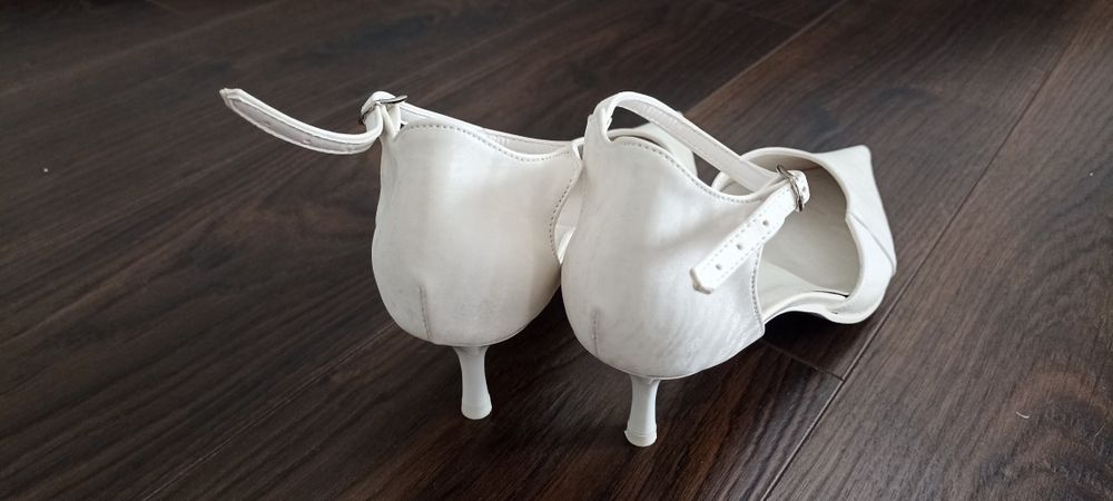 Buty ślubne, Gamabut