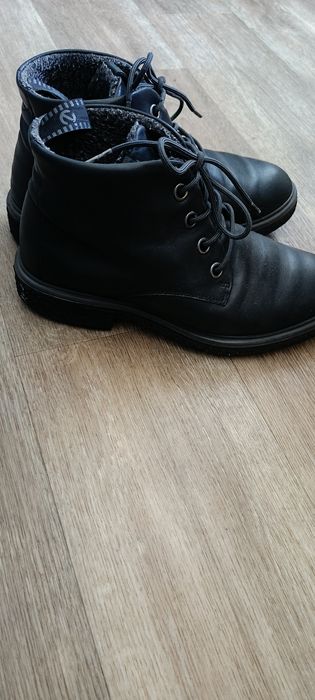 Продам взуття фірми ECCO