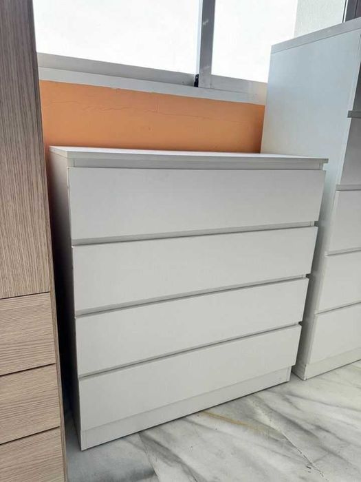 NOVA BAÚ DE COMÉRCIO BRANCA RESISTENTE - PAGA NO RECEBIMENTO