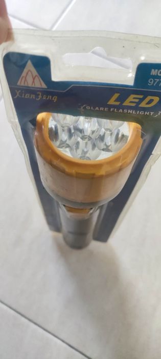 Lanterna de led novo