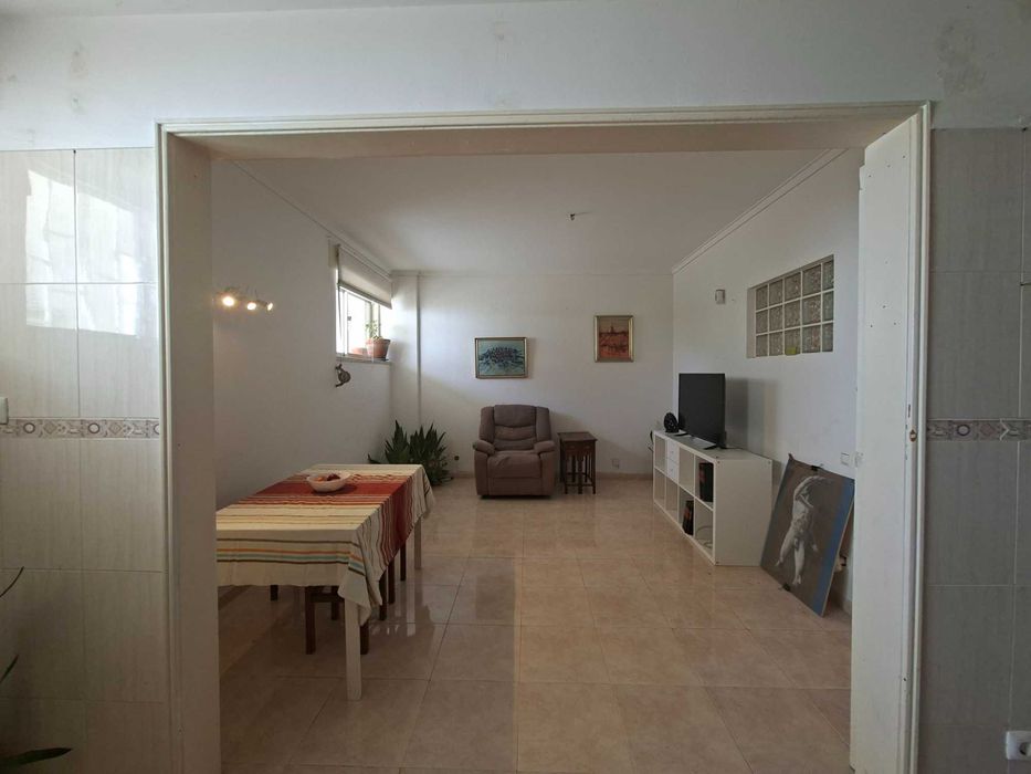 Apartamento T2- Mem Martins - 251.000
