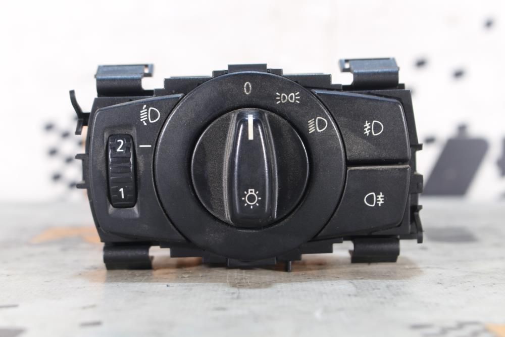 Botão / interruptor de luzes BMW 1 (E87)