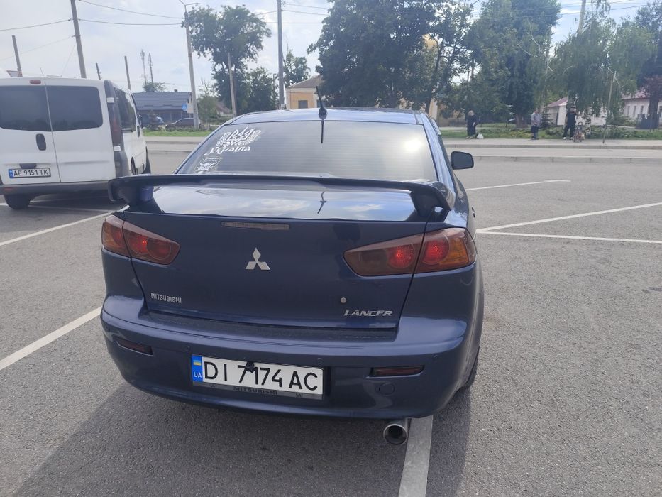 Mitsubishi Lancer 10  2.0л  газ/бензин