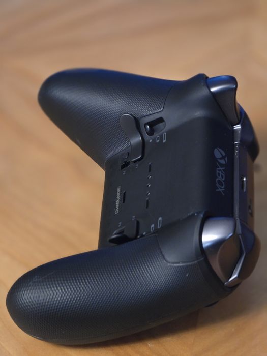 Comando Xbox Elite 2 + Adaptador wireless