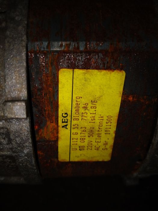 Двигун на стіралку бломберг(AEG)