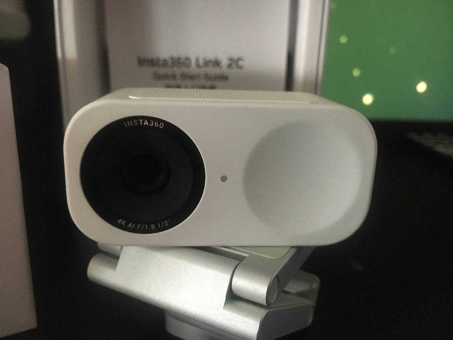 Веб-камера Insta360 Link 2C (4K)