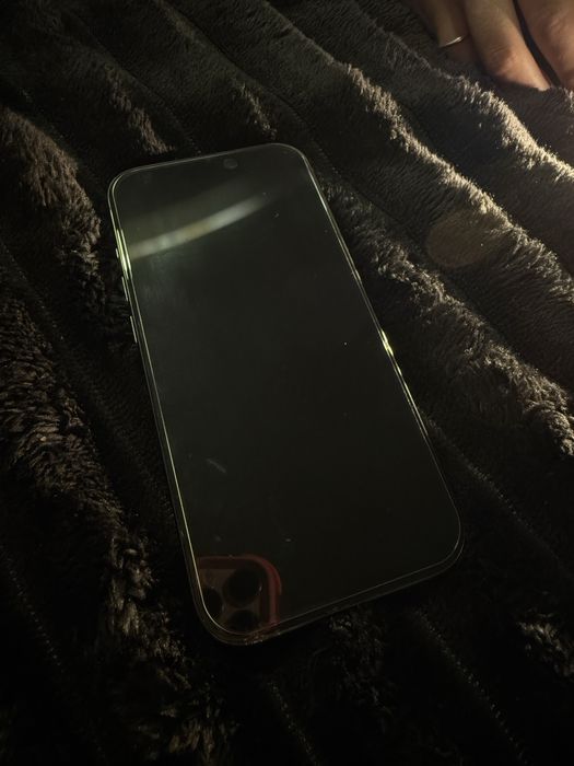 Iphone 15 pro + 18 capas