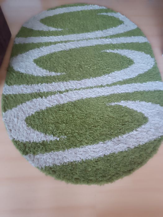 Dywan owalny zielony