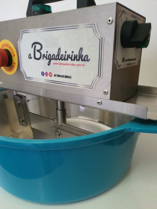 Panelas mexedoras doces e salgados