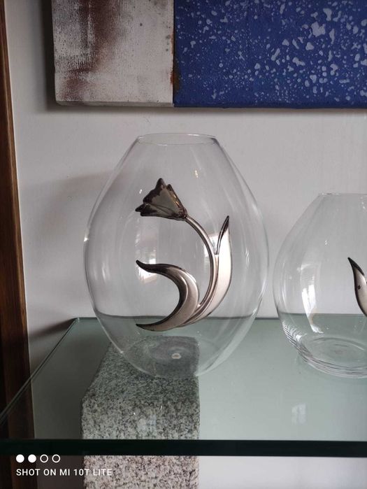 Peças de vidro com detalhes de prata para decoração