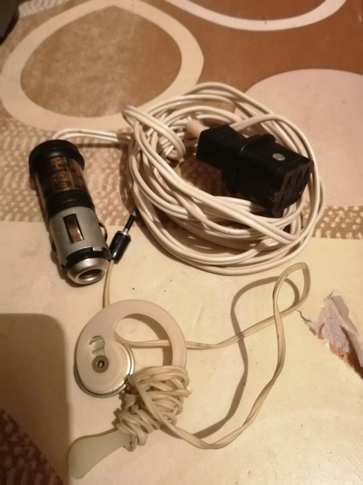 Telewizor JUNOST 402 B