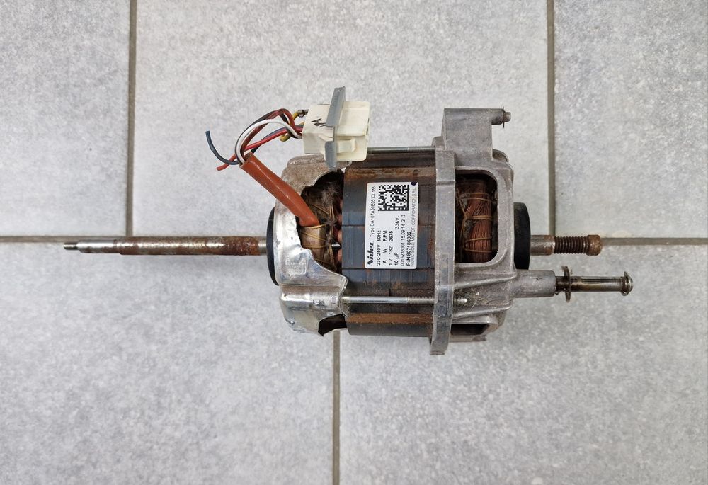 Двигуни ( мотори ) для сушильних машин