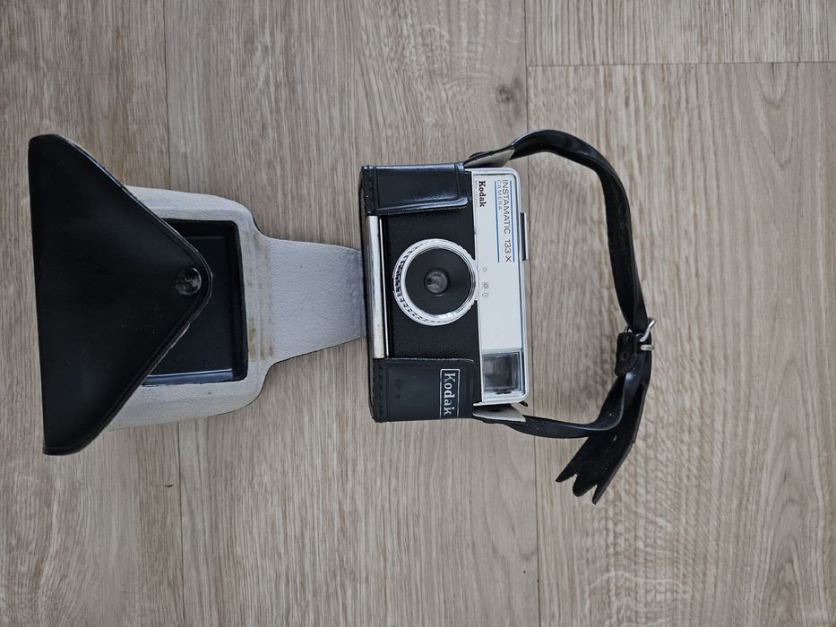 Kodak Instamatic 133X com bolsa original
