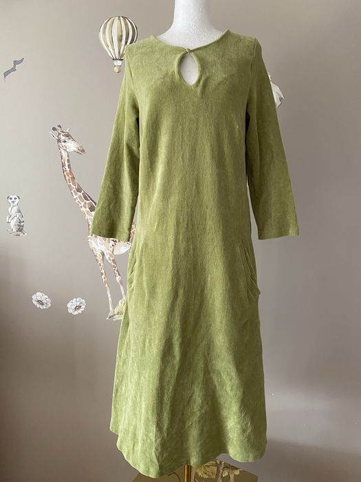 Zielona sukienka midi KOKO M oliwkowa kieszenie minimalistyczna casual