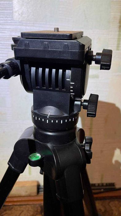 Штатив Promate Precise-170