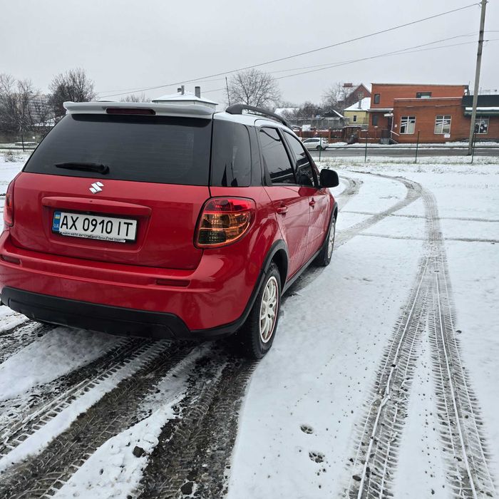 Продам Suzuki sx4 1.6 бензин АКПП 2012г.в.